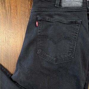 Levi's Men's Black Straight Jeans